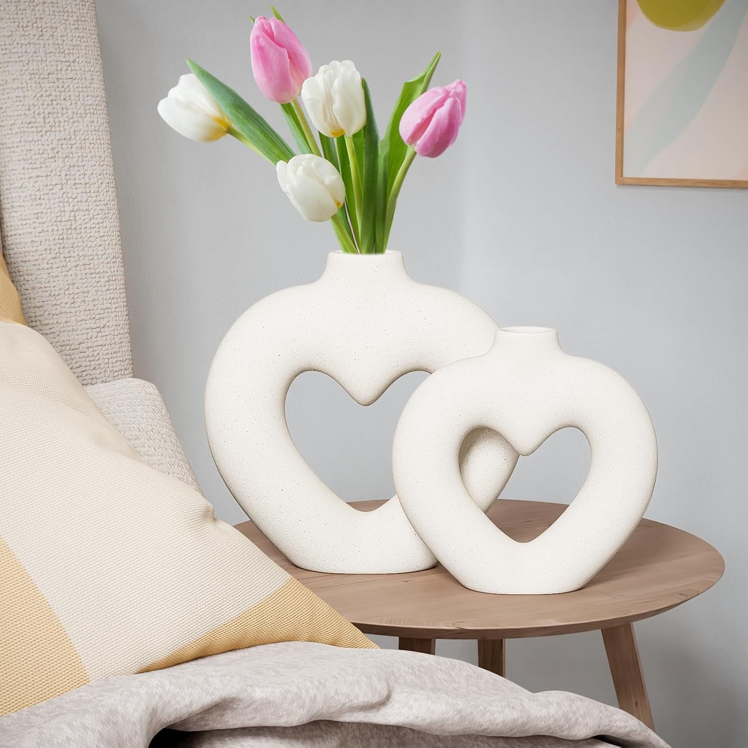 White Heart Ceramic Vases Set of 2: image 7